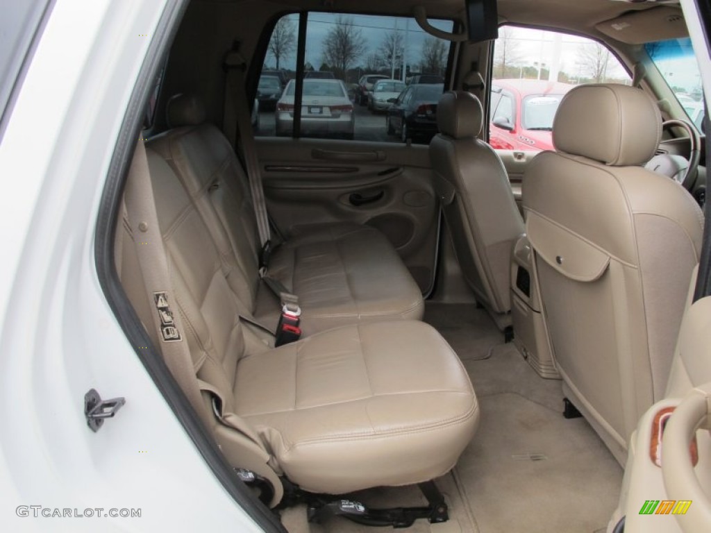 2001 Navigator  - Oxford White / Medium Parchment photo #11