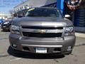 Graystone Metallic - Suburban 1500 LT 4x4 Photo No. 2