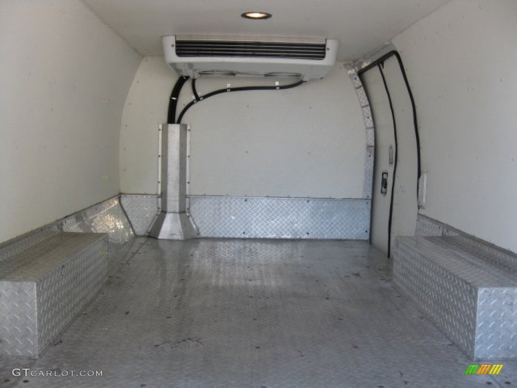 2004 Ford E Series Van E350 Commercial Refrigerated Van Trunk Photos