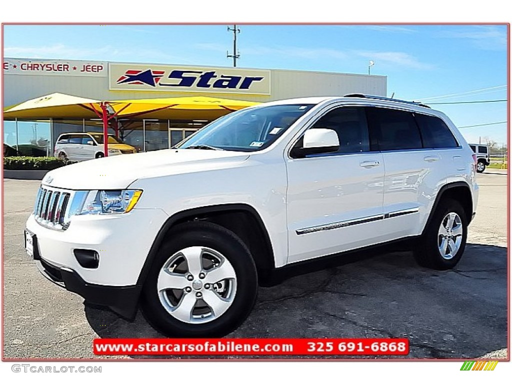 2011 Grand Cherokee Laredo X Package - Stone White / Black photo #1