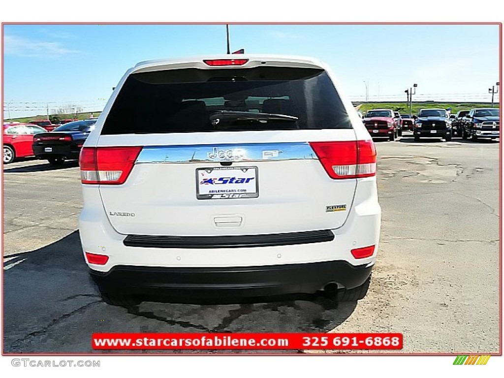 2011 Grand Cherokee Laredo X Package - Stone White / Black photo #6