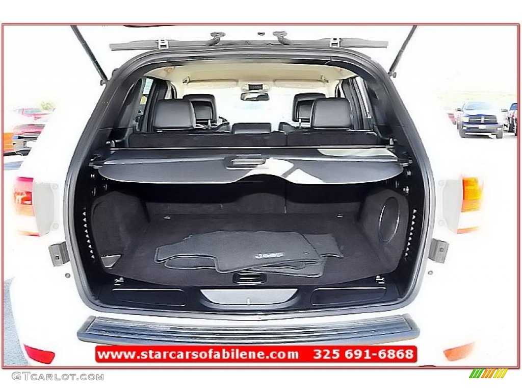 2011 Grand Cherokee Laredo X Package - Stone White / Black photo #19