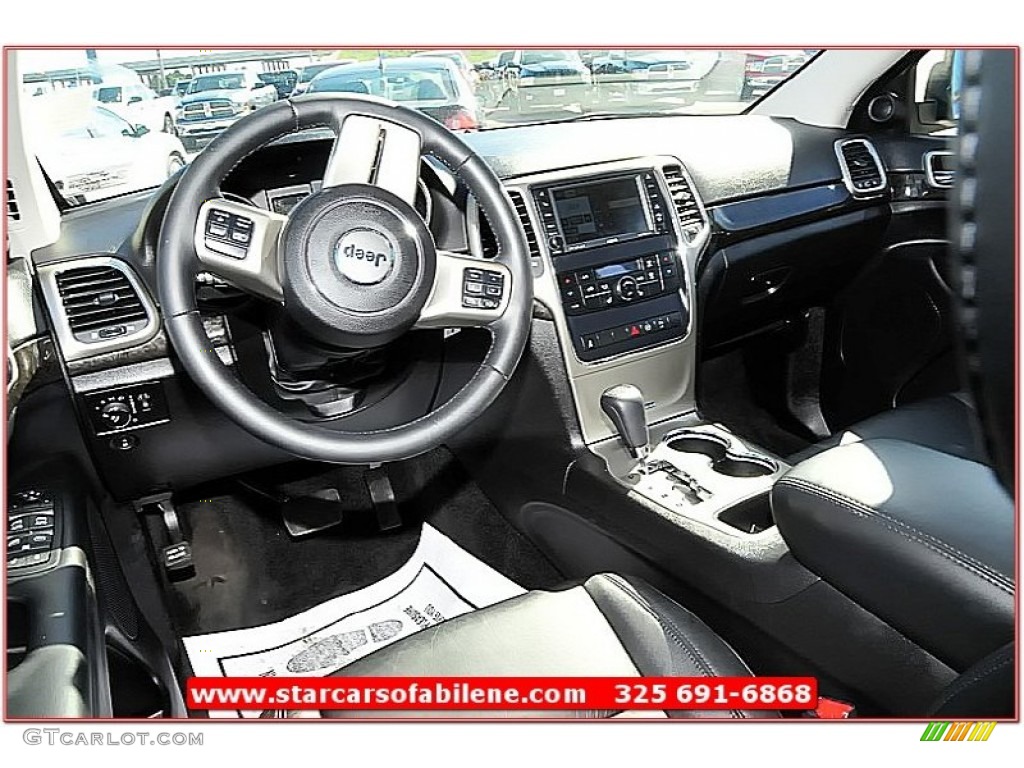 2011 Grand Cherokee Laredo X Package - Stone White / Black photo #26