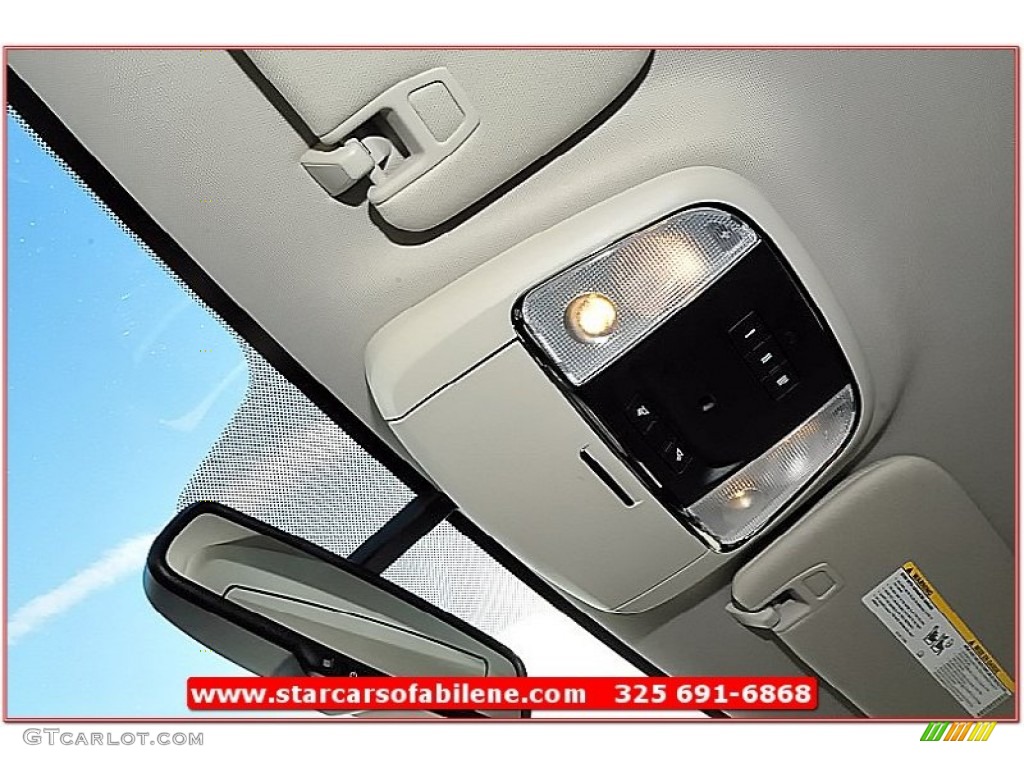 2011 Grand Cherokee Laredo X Package - Stone White / Black photo #35