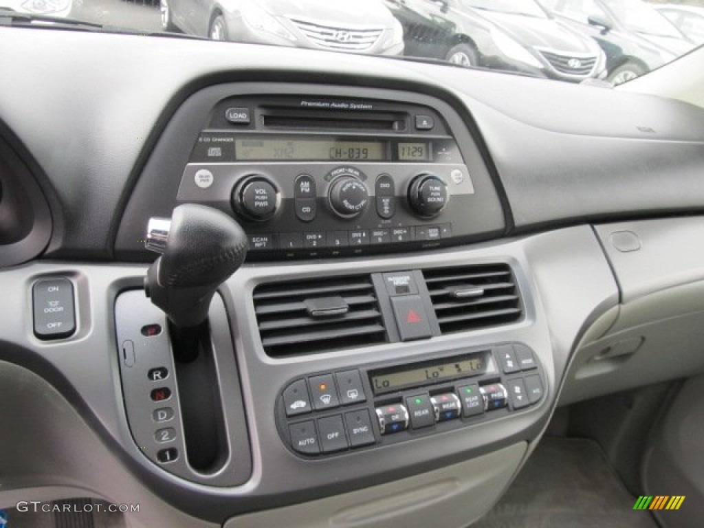 2006 Honda Odyssey Touring Controls Photo #62227288