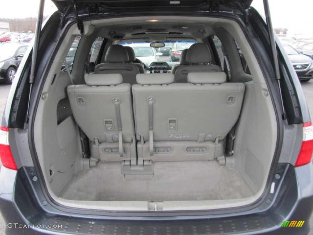 2006 Honda Odyssey Touring Trunk Photos