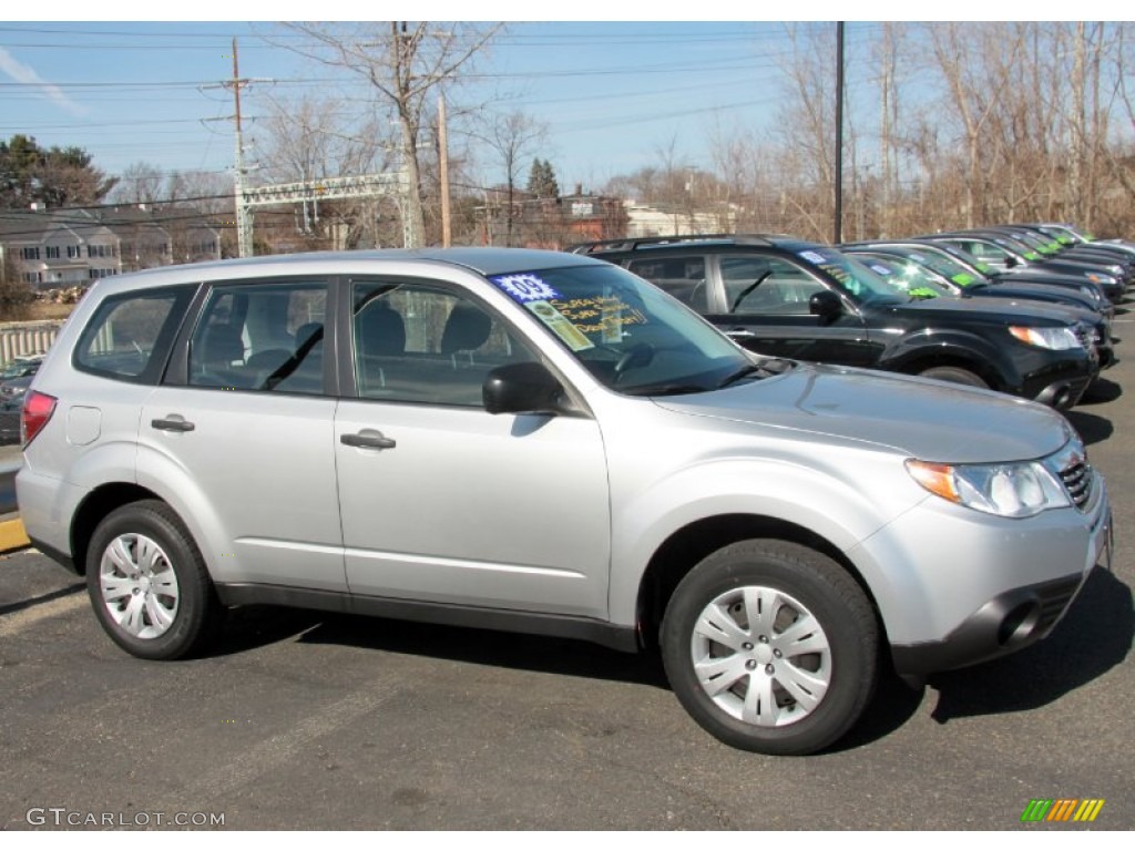 2009 Forester 2.5 X - Spark Silver Metallic / Black photo #4