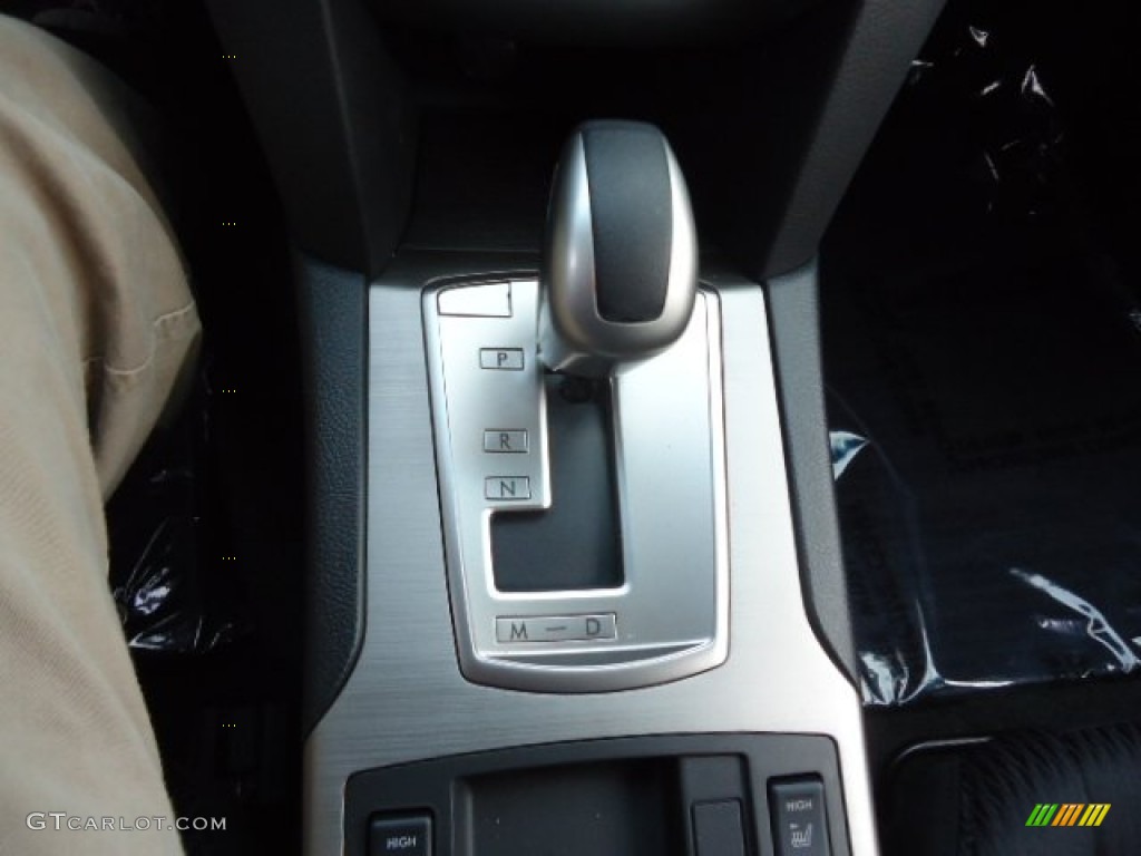 2012 Legacy 2.5i Premium - Ice Silver Metallic / Off Black photo #29