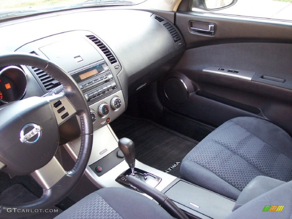 2005 Altima 3.5 SE - Sheer Silver Metallic / Charcoal photo #40