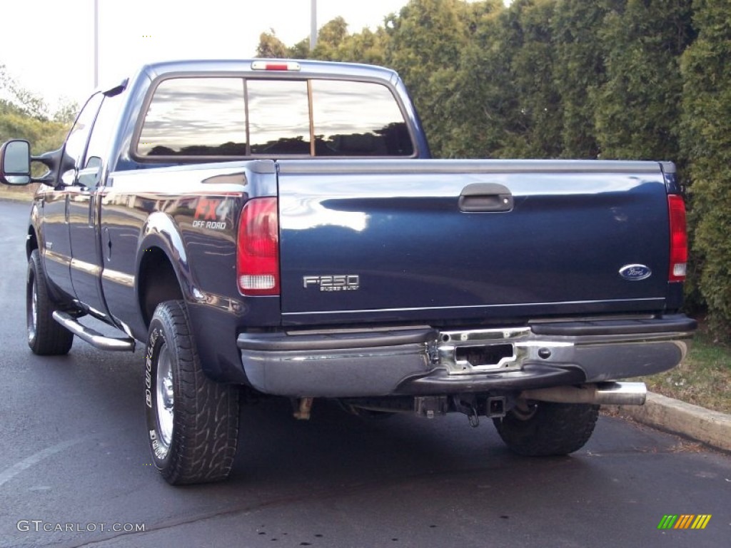 2004 F250 Super Duty Lariat Crew Cab 4x4 - True Blue Metallic / Medium Flint photo #9