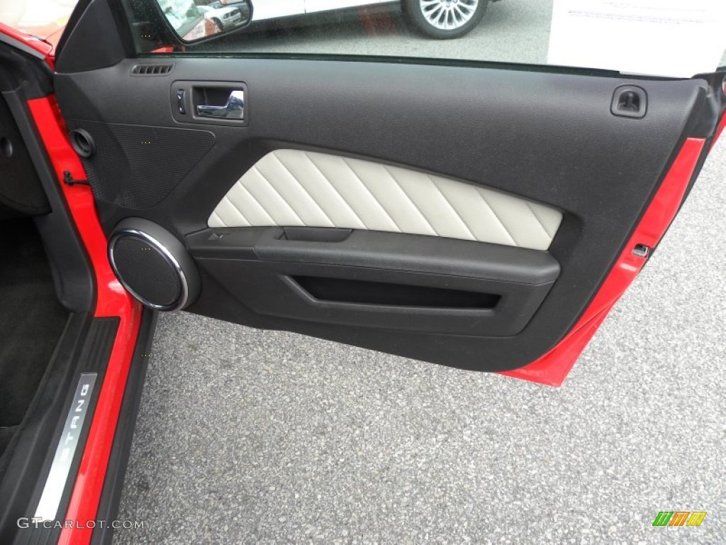 2012 Ford Mustang V6 Premium Convertible Stone Door Panel Photo #62235034