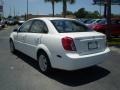 2008 Absolute White Suzuki Forenza   photo #3