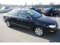 Deep Black - Passat Turbo Sedan Photo No. 3