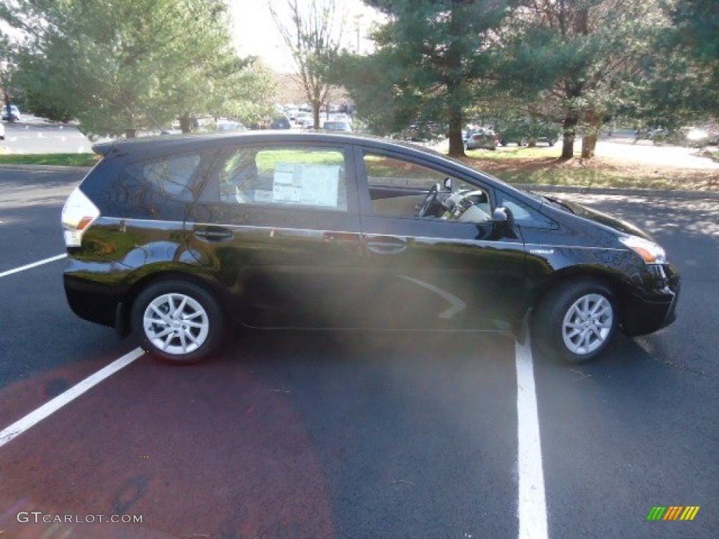 2012 Prius v Two Hybrid - Black / Bisque photo #8