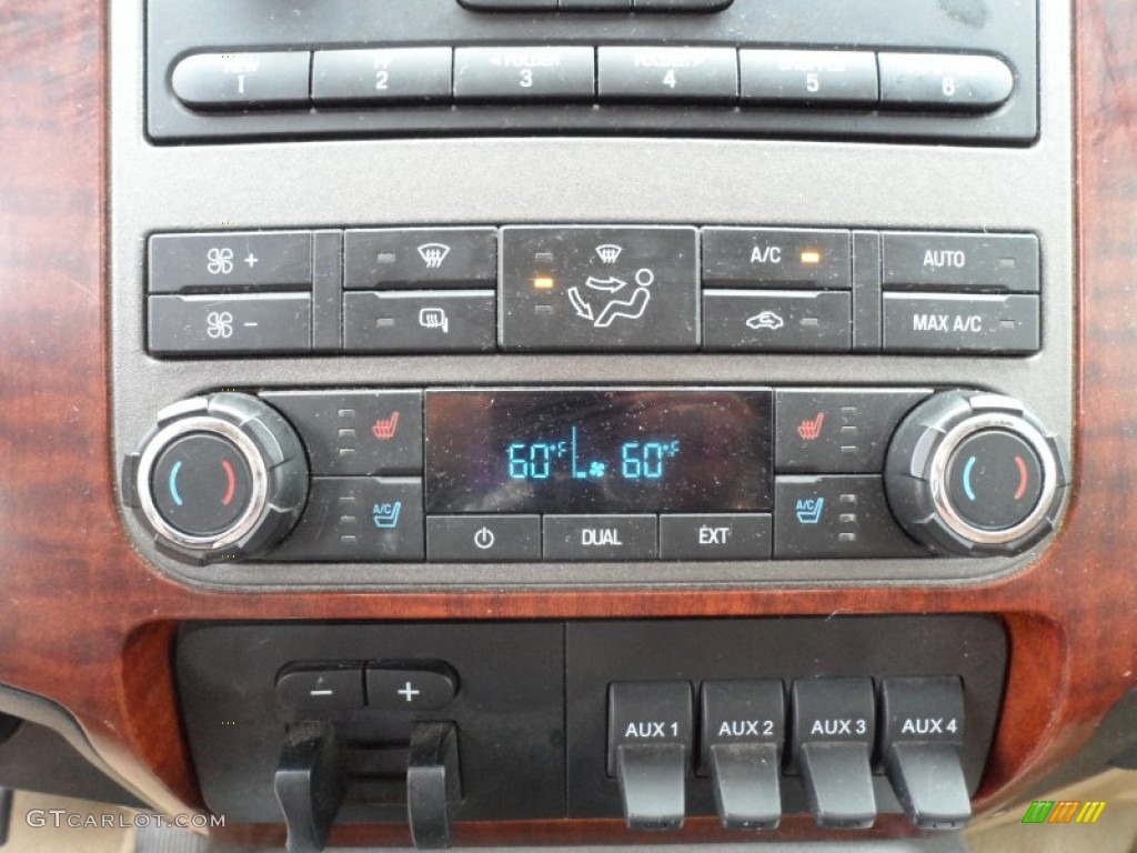 2011 Ford F250 Super Duty King Ranch Crew Cab 4x4 Controls Photo #62240242