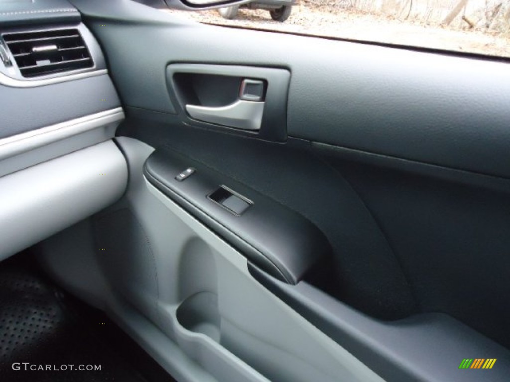 2012 Camry LE - Clearwater Blue Metallic / Ash photo #33