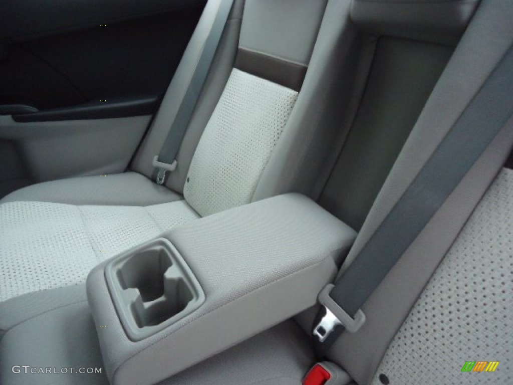 2012 Camry LE - Clearwater Blue Metallic / Ash photo #36