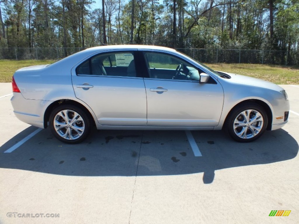 2012 Fusion SE - Ingot Silver Metallic / Medium Light Stone photo #2