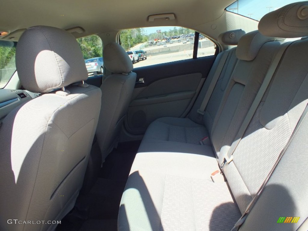 2012 Fusion SE - Ingot Silver Metallic / Medium Light Stone photo #4