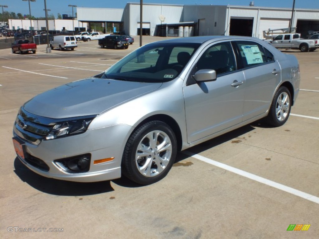 2012 Fusion SE - Ingot Silver Metallic / Medium Light Stone photo #9