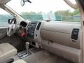 Red Brick - Frontier SE Crew Cab Photo No. 25