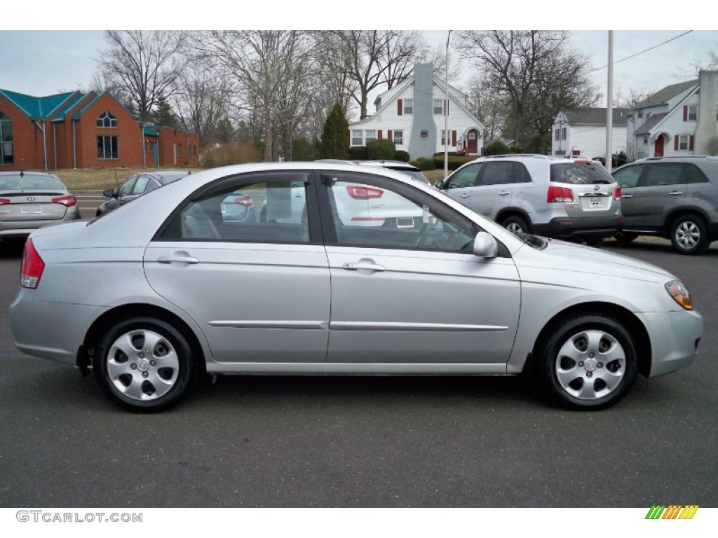 Bright Silver Metallic 2009 Kia Spectra EX Sedan Exterior Photo #62249192