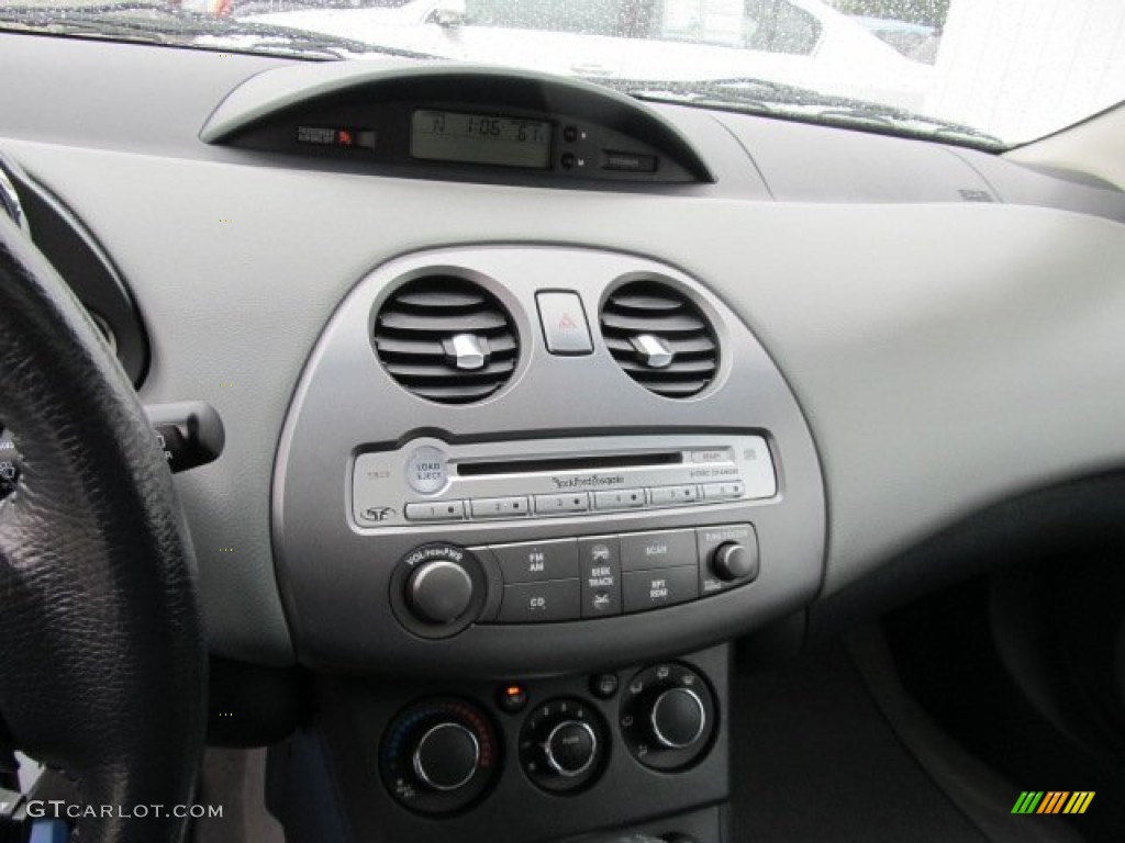 2007 Mitsubishi Eclipse SE Coupe Controls Photo #62251621