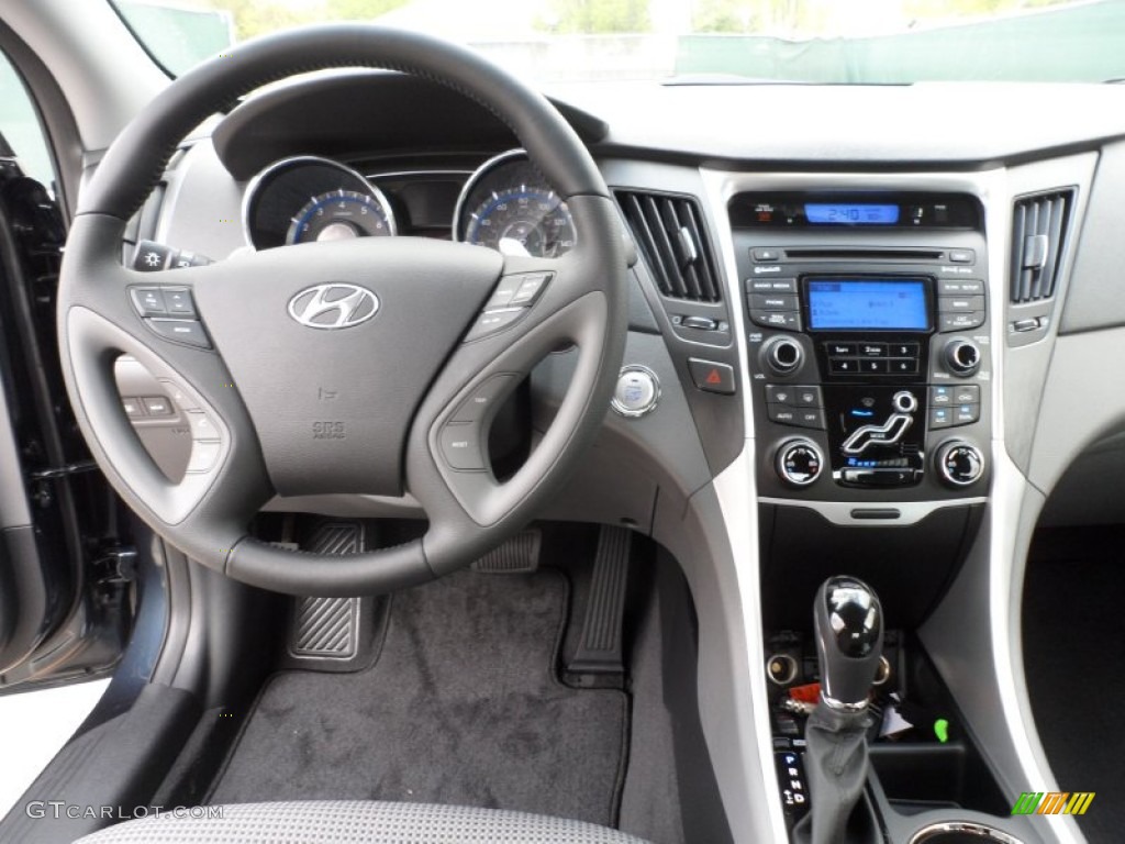 2012 Hyundai Sonata SE 2.0T Gray Dashboard Photo #62252782