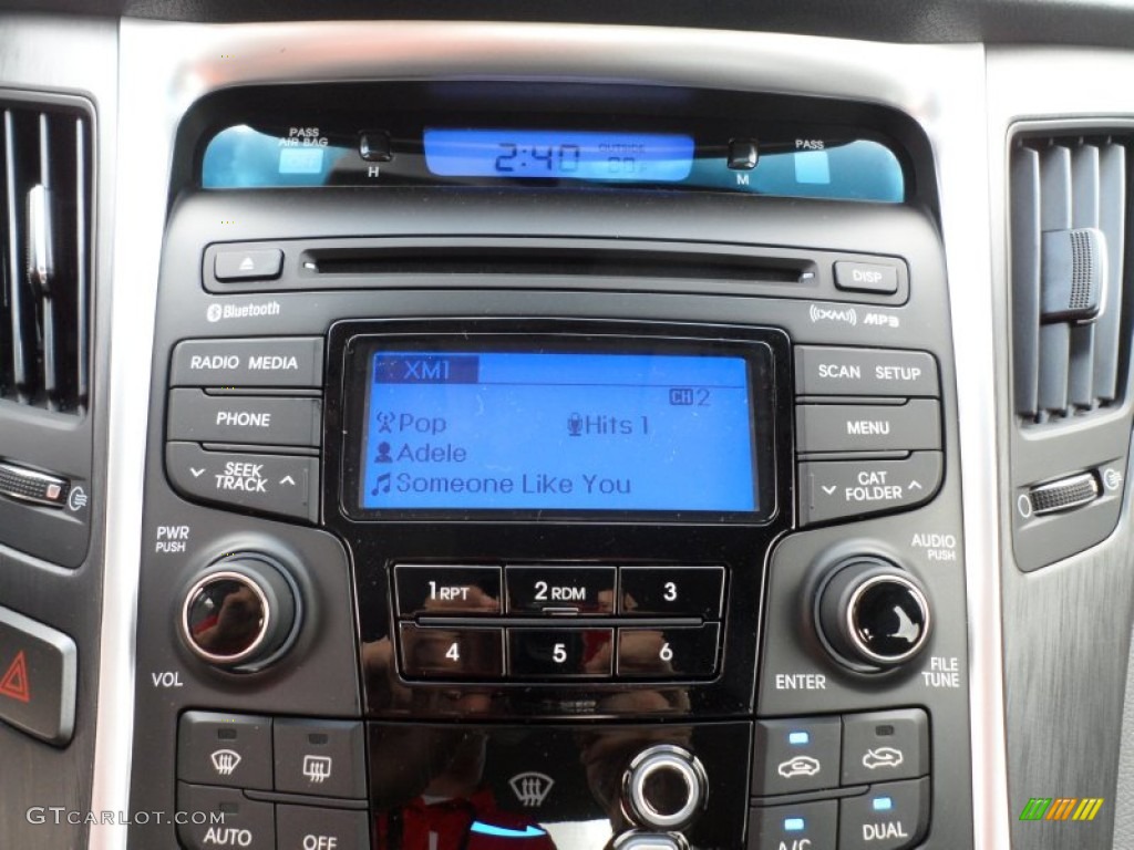 2012 Hyundai Sonata SE 2.0T Controls Photo #62252797