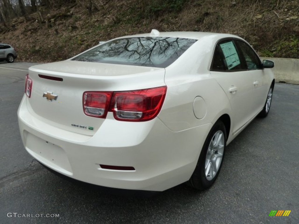 White Diamond Tricoat 2013 Chevrolet Malibu ECO Exterior Photo #62252875