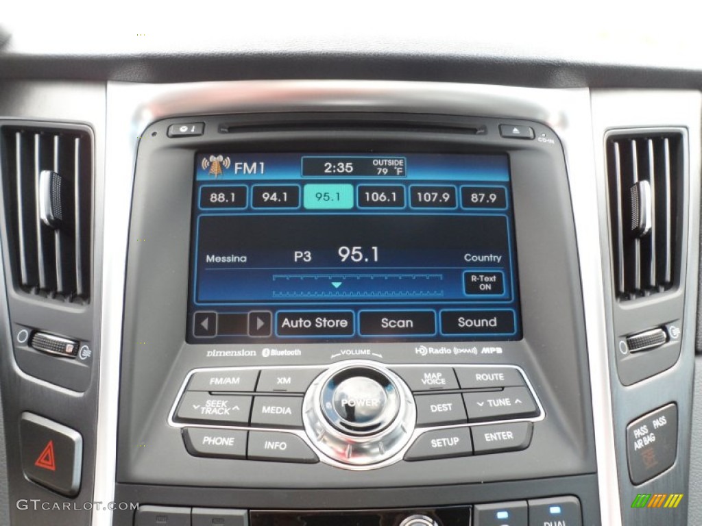 2012 Hyundai Sonata SE 2.0T Controls Photo #62253779