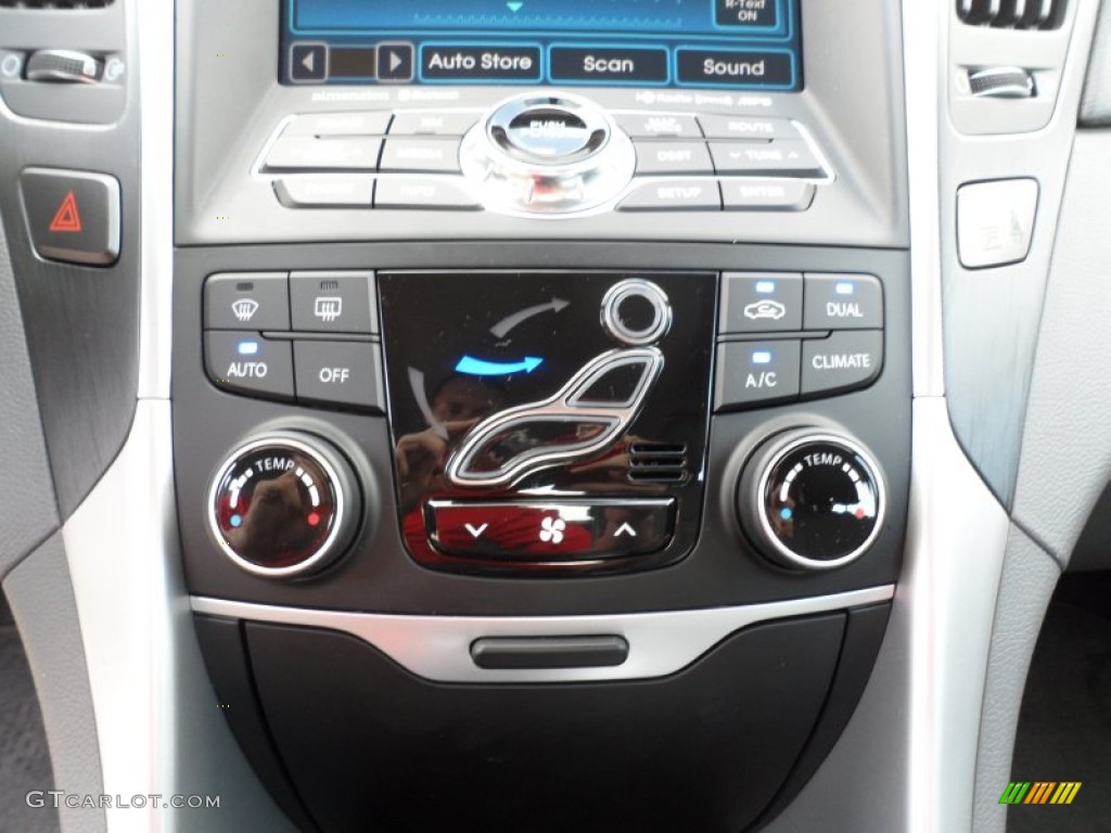 2012 Hyundai Sonata SE 2.0T Controls Photo #62253790