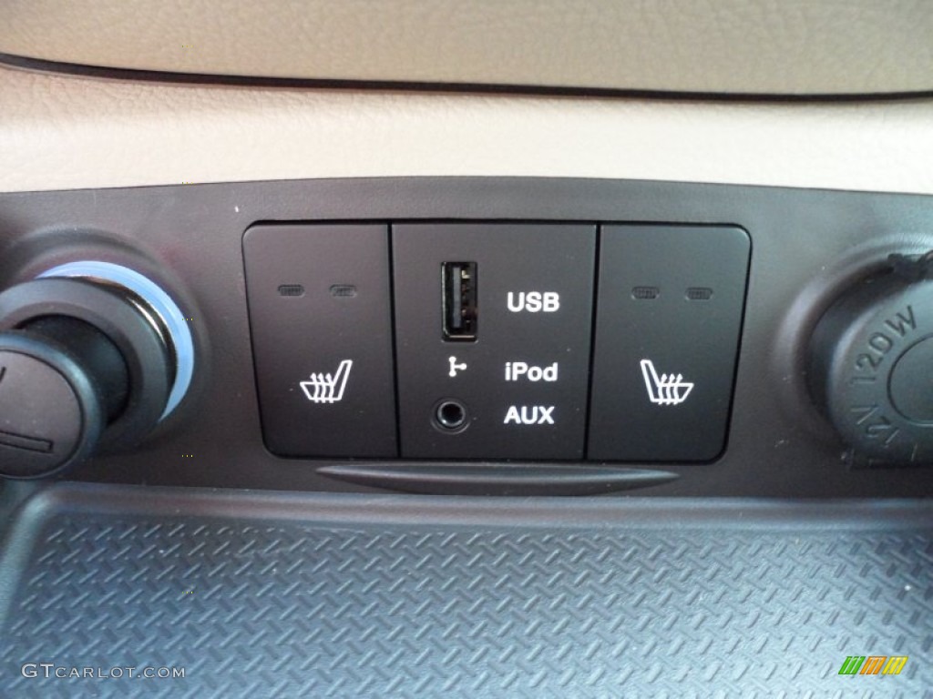 2012 Santa Fe Limited V6 - Twilight Black / Beige photo #28