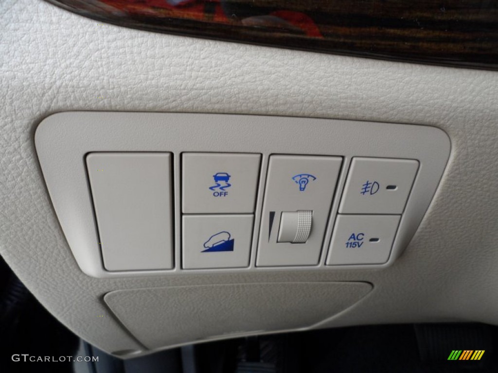 2012 Santa Fe Limited V6 - Twilight Black / Beige photo #31