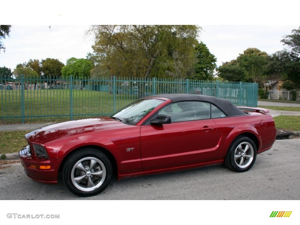 2005 Mustang GT Premium Convertible - Redfire Metallic / Dark Charcoal photo #2