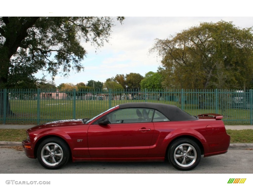 2005 Mustang GT Premium Convertible - Redfire Metallic / Dark Charcoal photo #3