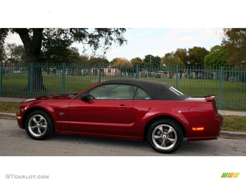 2005 Mustang GT Premium Convertible - Redfire Metallic / Dark Charcoal photo #4