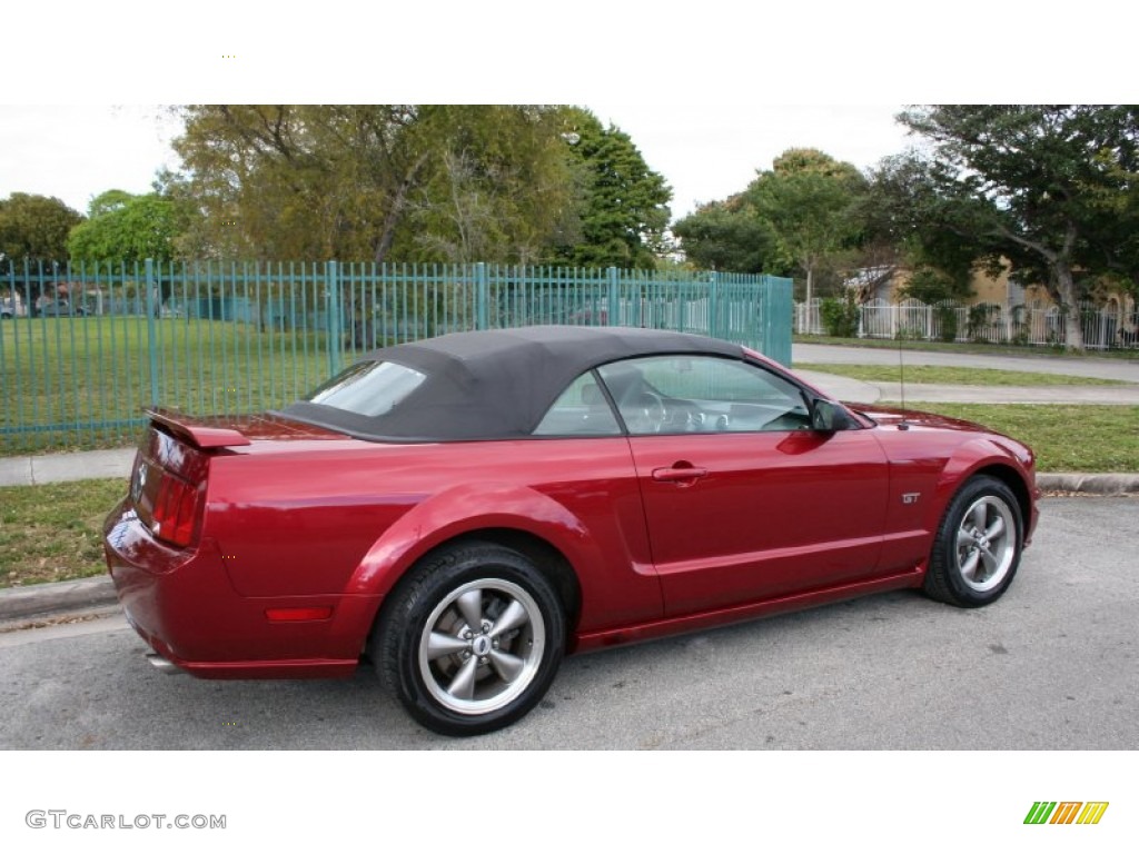 2005 Mustang GT Premium Convertible - Redfire Metallic / Dark Charcoal photo #10