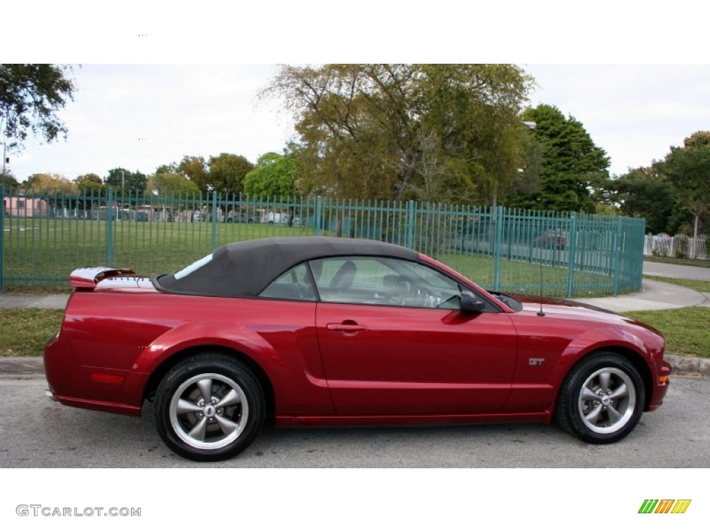 2005 Mustang GT Premium Convertible - Redfire Metallic / Dark Charcoal photo #12