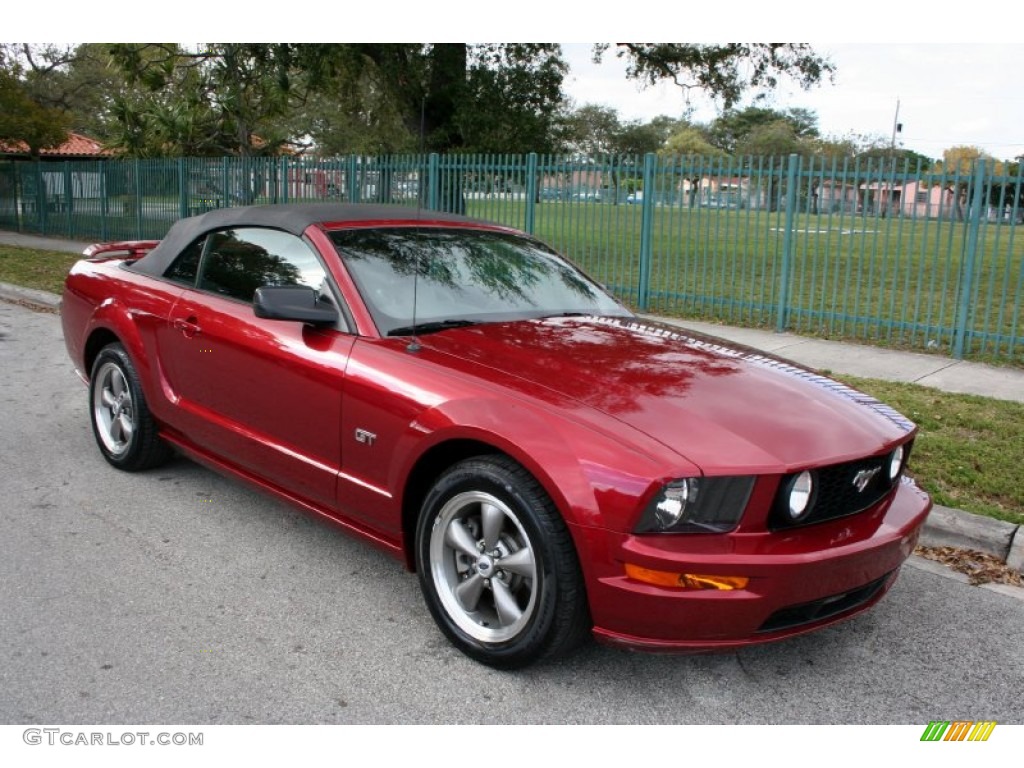 2005 Mustang GT Premium Convertible - Redfire Metallic / Dark Charcoal photo #16