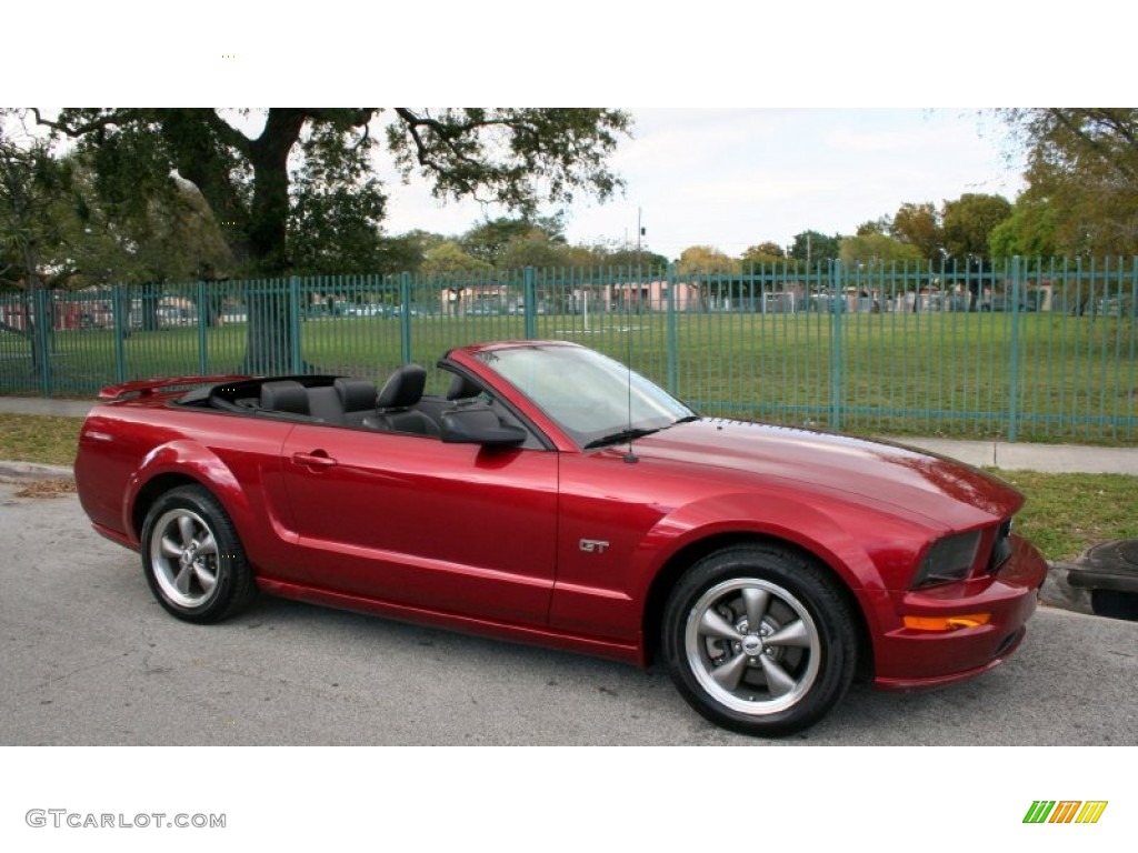 2005 Mustang GT Premium Convertible - Redfire Metallic / Dark Charcoal photo #24