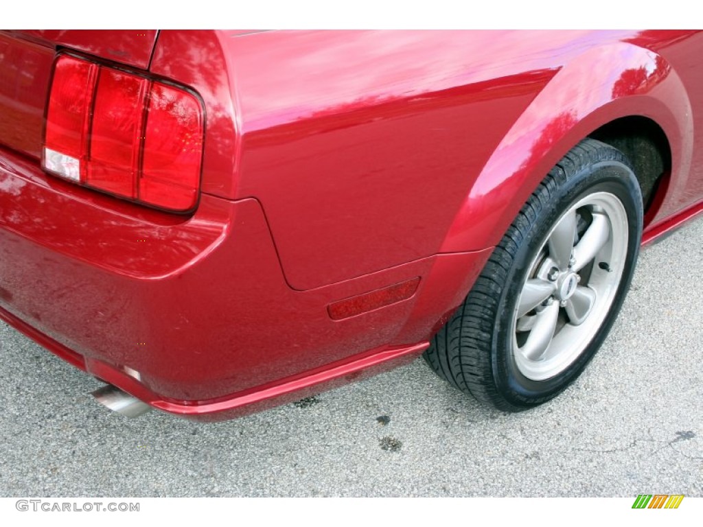 2005 Mustang GT Premium Convertible - Redfire Metallic / Dark Charcoal photo #28