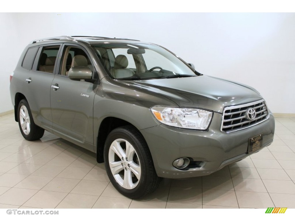 Cypress Green Pearl Toyota Highlander