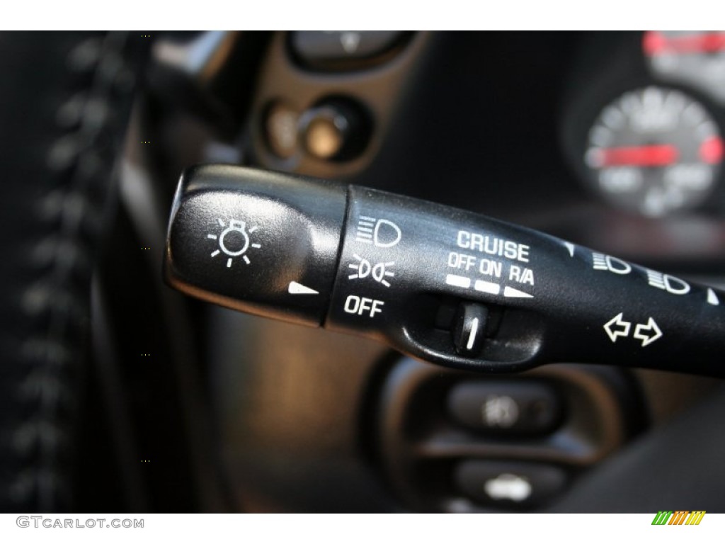 2003 Chevrolet Corvette Coupe Controls Photo #62258926