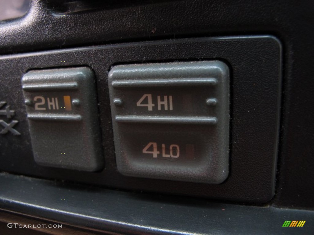1997 C/K K1500 Extended Cab 4x4 - Black / Neutral Shale photo #18
