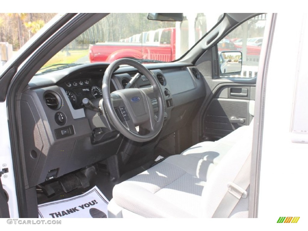 2011 F150 XLT Regular Cab - Oxford White / Steel Gray photo #12