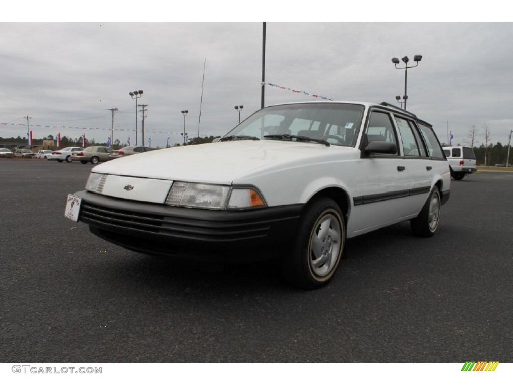 1994 Cavalier Wagon - Bright White / Charcoal photo #1