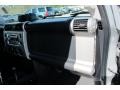 Titanium Metallic - FJ Cruiser 4WD Photo No. 18
