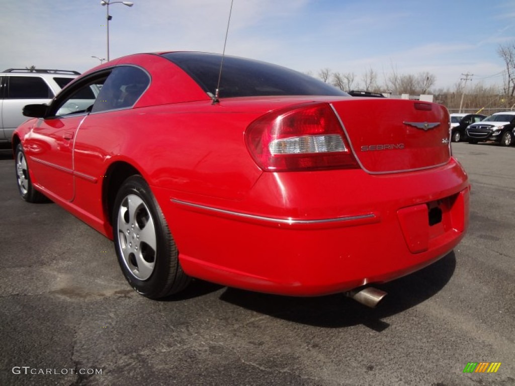 2004 Sebring Coupe - Indy Red / Black photo #3