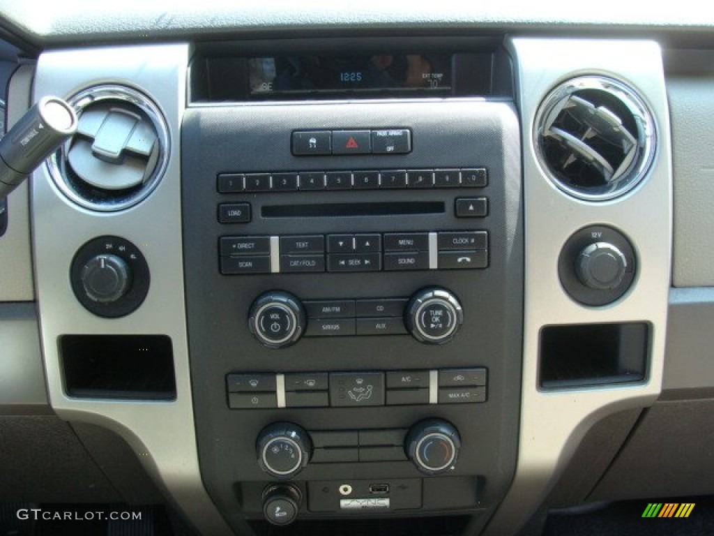 2010 F150 XLT SuperCab 4x4 - Dark Blue Pearl Metallic / Medium Stone photo #11